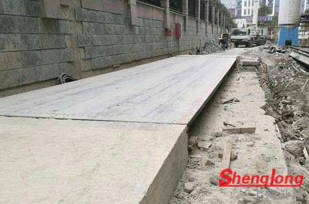 4月25日上海寶山趙經(jīng)理采購1臺100噸12米二手地磅