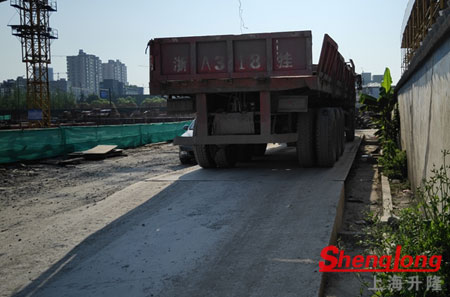 二手地磅60噸(磅體無(wú)損)